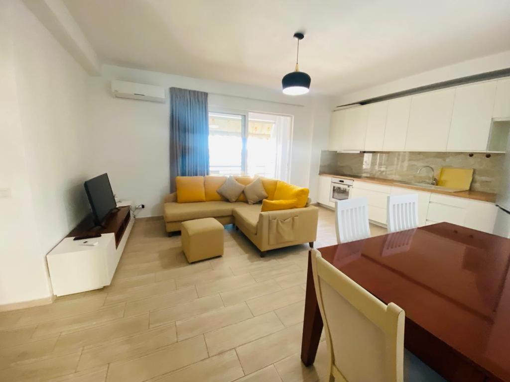Cava Sarandë